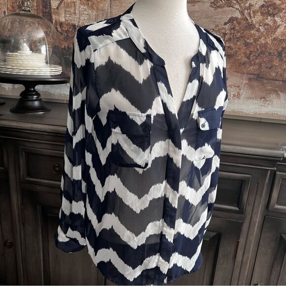 Collective Concepts Sheer Navy and White Blouse size Medium - Picture 3 of 7